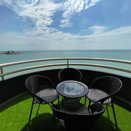 The Arena Tanjung Tuan Port Dickson公寓 外观 照片