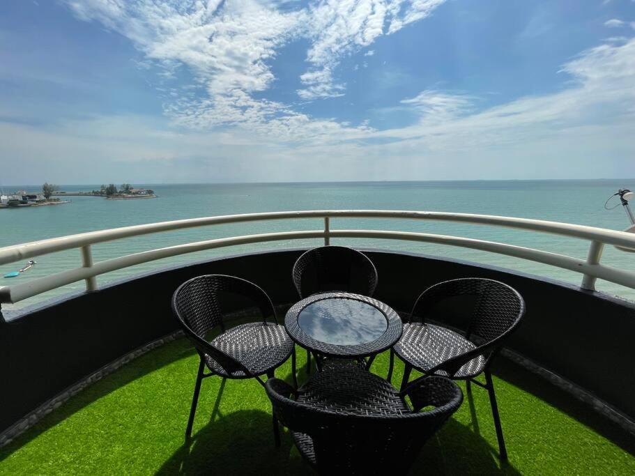 The Arena Tanjung Tuan Port Dickson公寓 外观 照片
