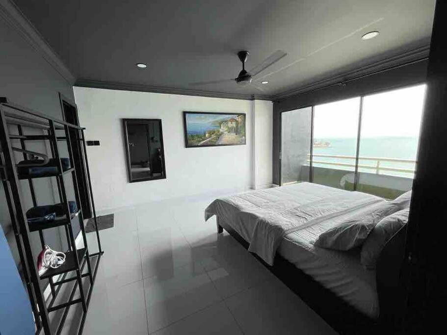 The Arena Tanjung Tuan Port Dickson公寓 外观 照片